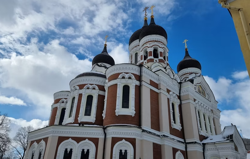 Guided tour of Tallin with included ferry ride from Helsinki - Image 4